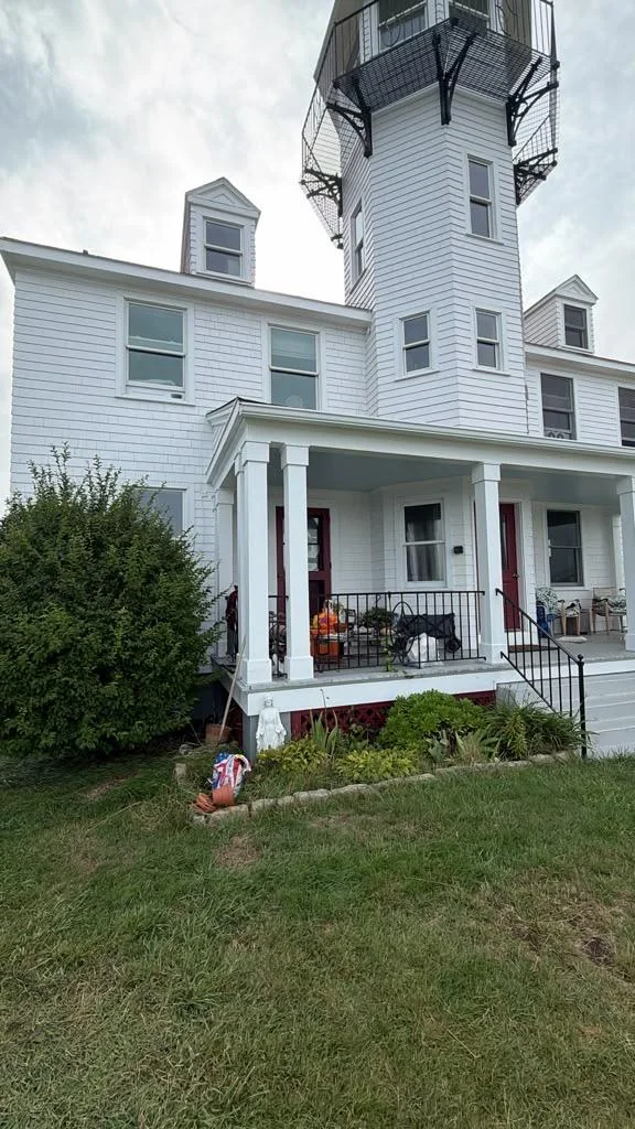 Finished white porch and entry